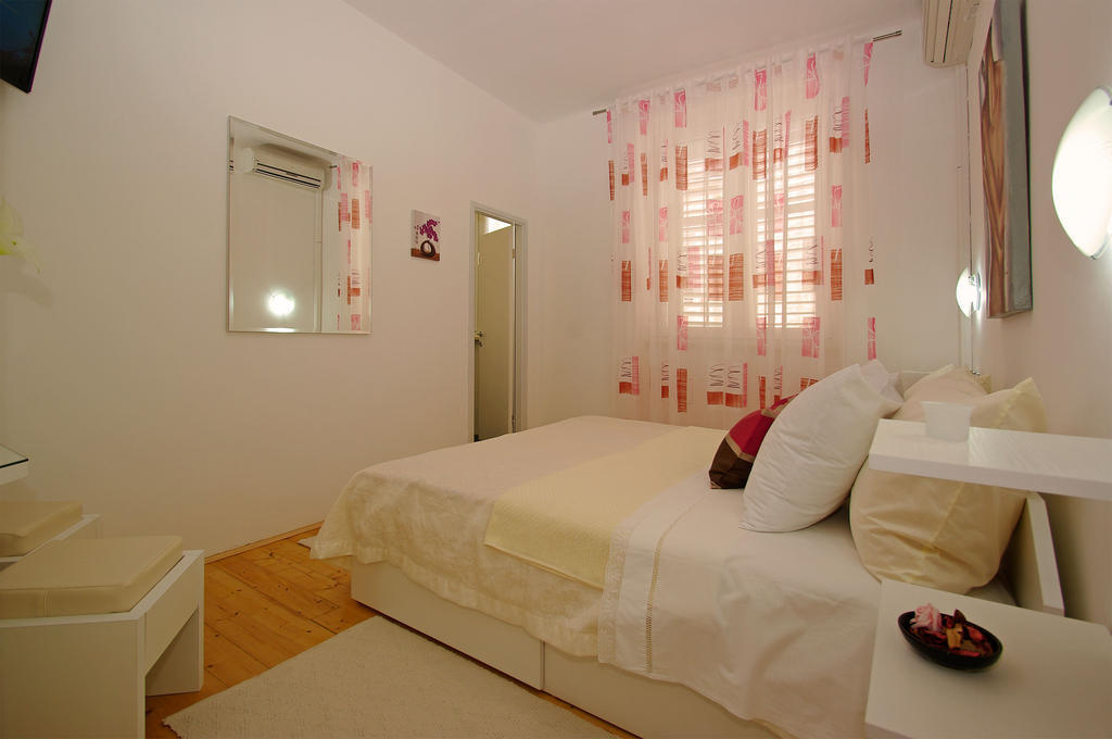 B&B Vela Luka Bilik gambar